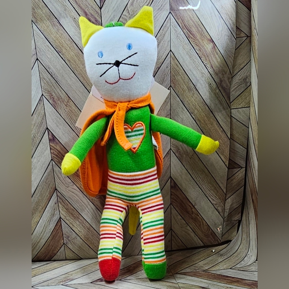 UNDER THE NILE organic Supermen Roxie Scrappy Cat  nwt